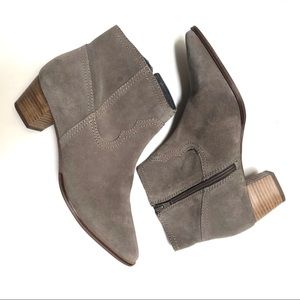 NWOT NIB SEYCHELLES SUEDE BOOTLETTE